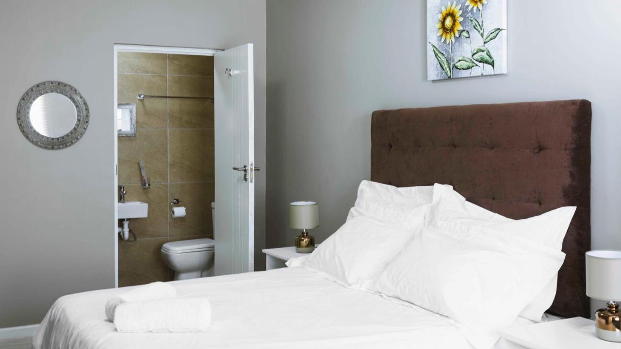 103Onwallace Self Catering Guest House Кейптаун Екстериор снимка