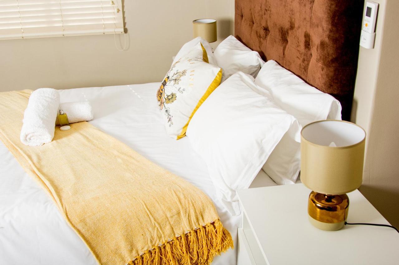 103Onwallace Self Catering Guest House Кейптаун Екстериор снимка