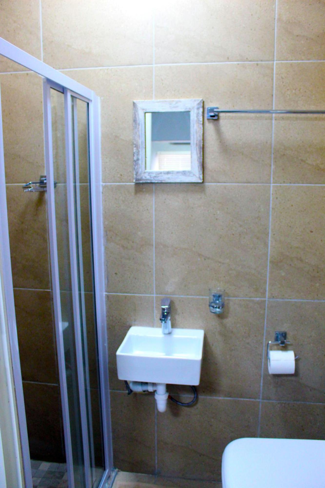 103Onwallace Self Catering Guest House Кейптаун Екстериор снимка