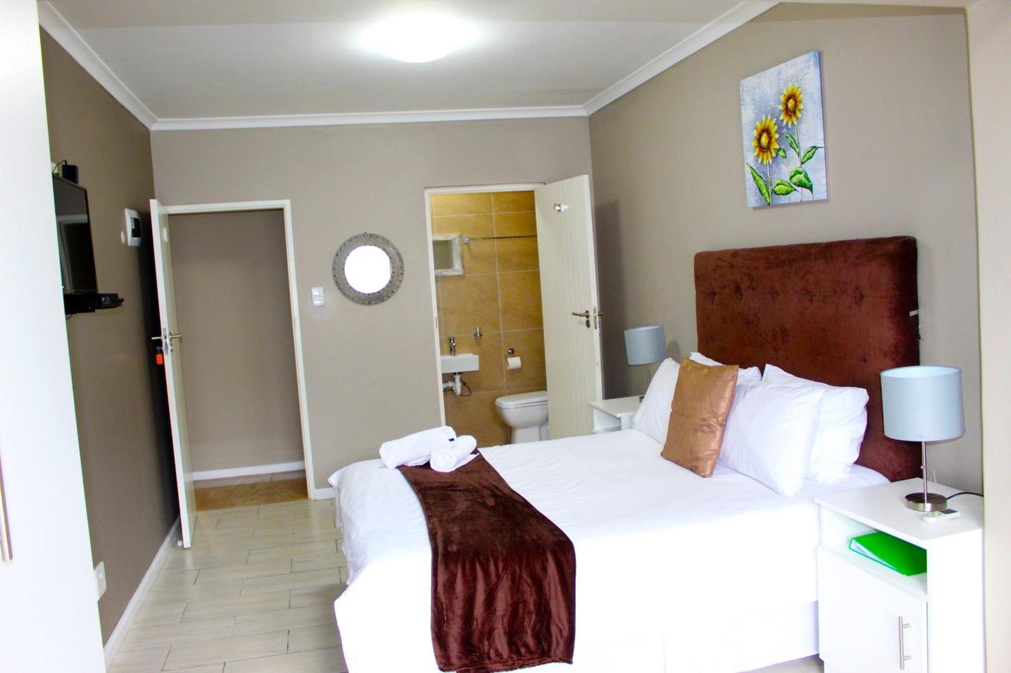 103Onwallace Self Catering Guest House Кейптаун Екстериор снимка