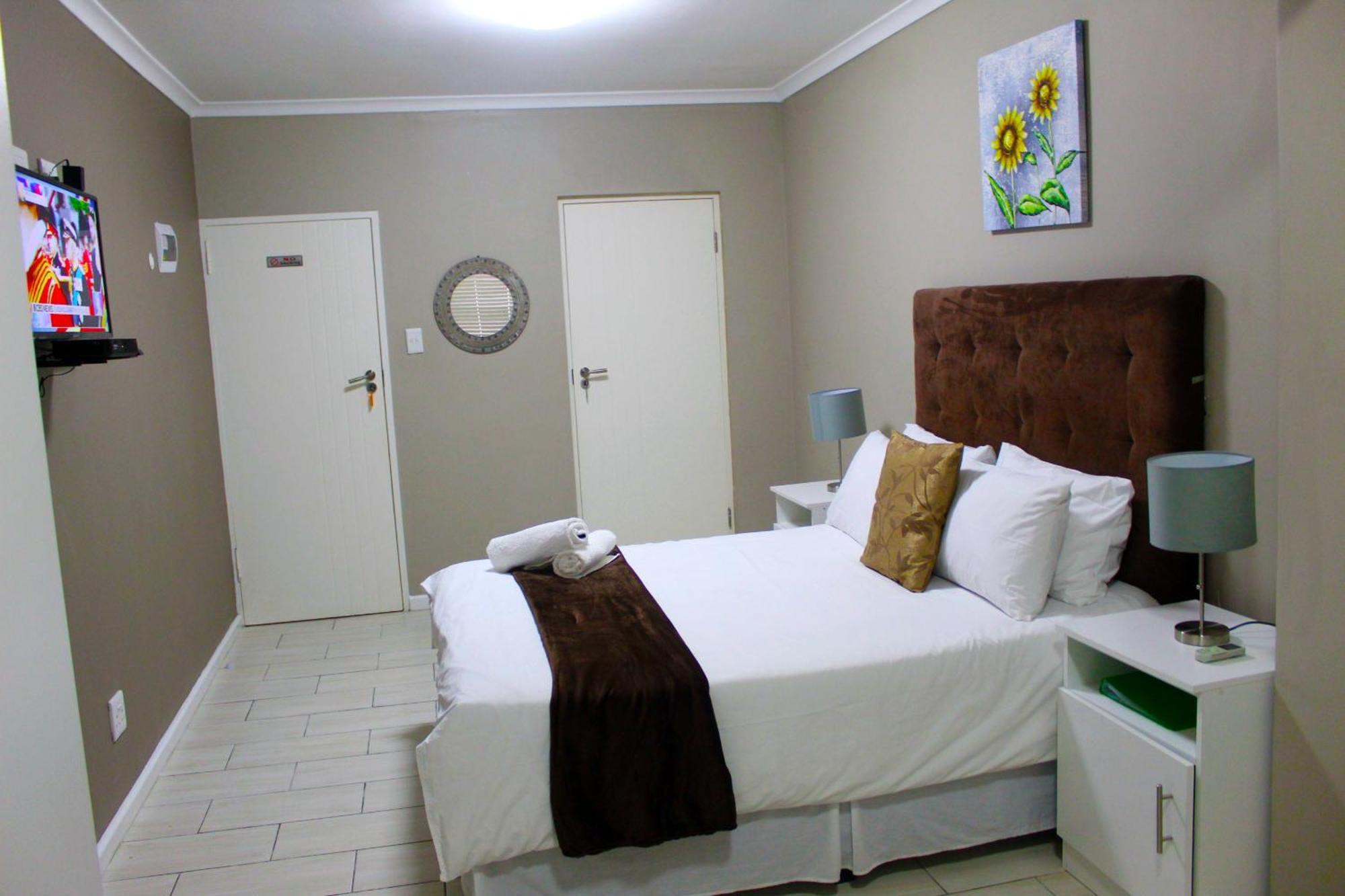 103Onwallace Self Catering Guest House Кейптаун Екстериор снимка