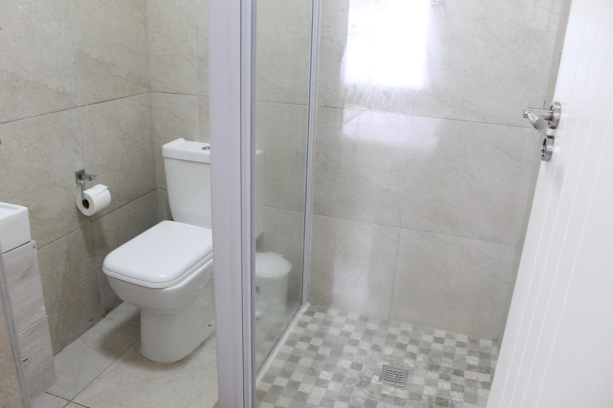 103Onwallace Self Catering Guest House Кейптаун Екстериор снимка